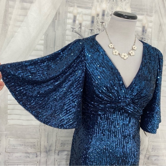 Adrianna Papell Sz 4 Blue Sequin Knee Dress V Neck Flutter Sleeve Sheath Formal - Picture 7 of 16